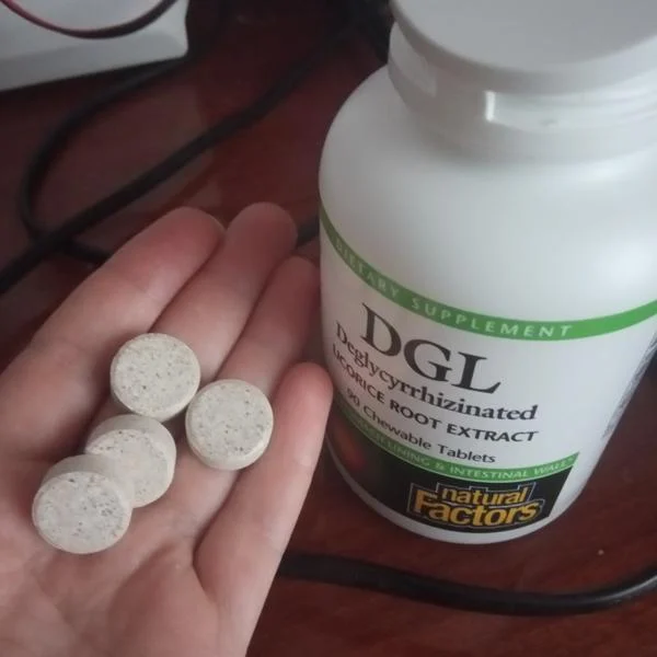DGL, Chiết xuất rễ cam thảo hộp 90 viên của Natural Factors 4 DGL, Chiết xuất rễ cam thảo hộp 90 viên của Natural Factors - Ảnh 4
