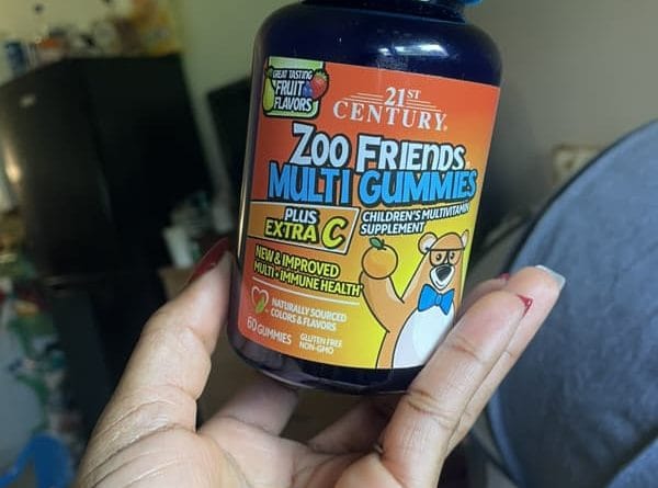 Review Zoo Friends Multi Gummies Plus Extra C của 21st Century có tốt không? 3 21st century zoo friends multi gummies plus extra c great tasting fruit 60 gummies