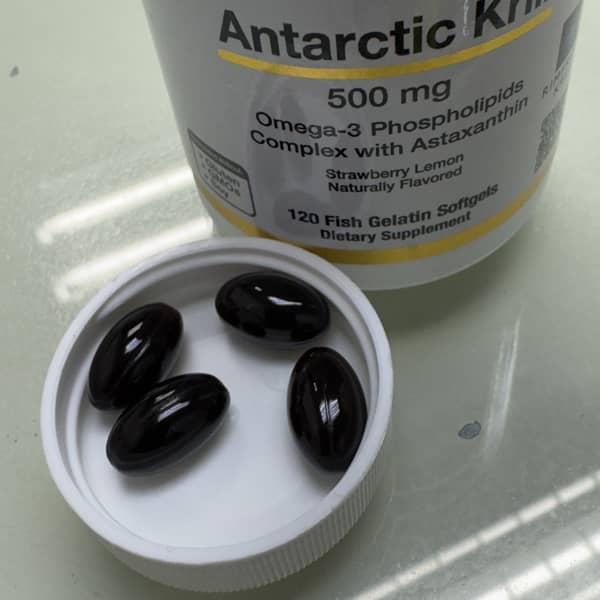 california gold nutrition antarctic krill oil omega 3 phospholipids complex with epa dha and astaxanthin natural strawberry and lemon 500 mg 30 fish gelatin softgels 2