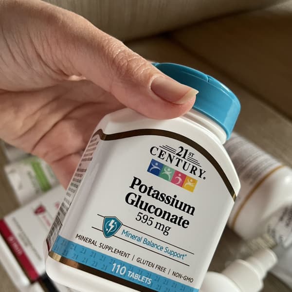 Mua hàng iHerb 23 21st century potassium gluconate 595 mg 110 tablets 2