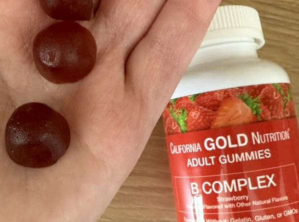 Review B-Complex Gummies của California Gold Nutrition có tốt không? 2 california gold nutrition b complex gummies with vitamins b6 and b12 folate and biotin strawberry 45 vegetarian gummies 2