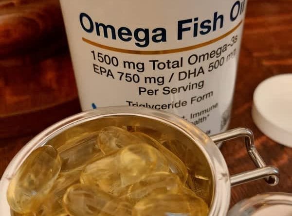 Review California Gold Nutrition Norwegian Omega-3 Fish Oil có tốt không? 2 california gold nutrition norwegian omega 3 fish oil with epa dha natural lemon 180 softgels 2