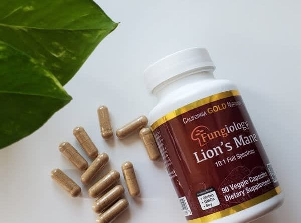 Review Organic Lion's Mane của California Gold Nutrition có tốt không? 1 california gold nutrition organic lion s mane 90 plantcaps 2