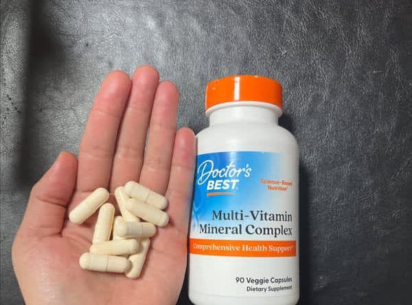 Đánh giá chi tiết Multi Vitamin Mineral Complex của Doctor's Best 7 doctor s best multi vitamin mineral complex 90 veggie capsules 2