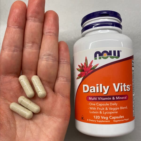 now foods daily vits multi vitamin mineral 120 veg capsules 2