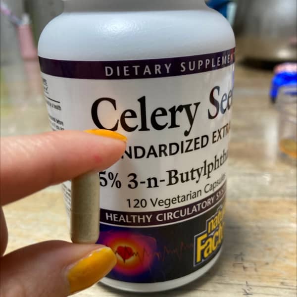 natural factors celery seed standardized extract 120 vegetarian capsules 2