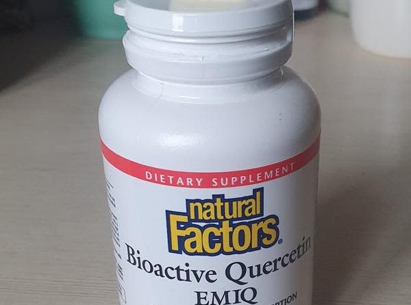 Đánh giá chi tiết Natural Factors Emiq Bioactive Quercetin từ chuyên gia 9 natural factors emiq bioactive quercetin 60 vegetarian capsules 2